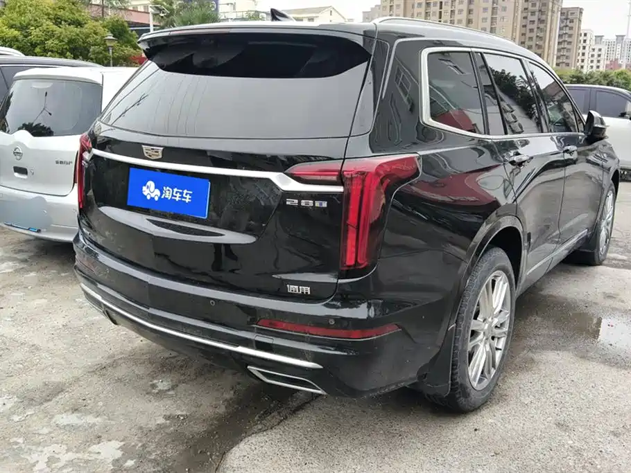 Cadillac XT6 2023 — фото 3