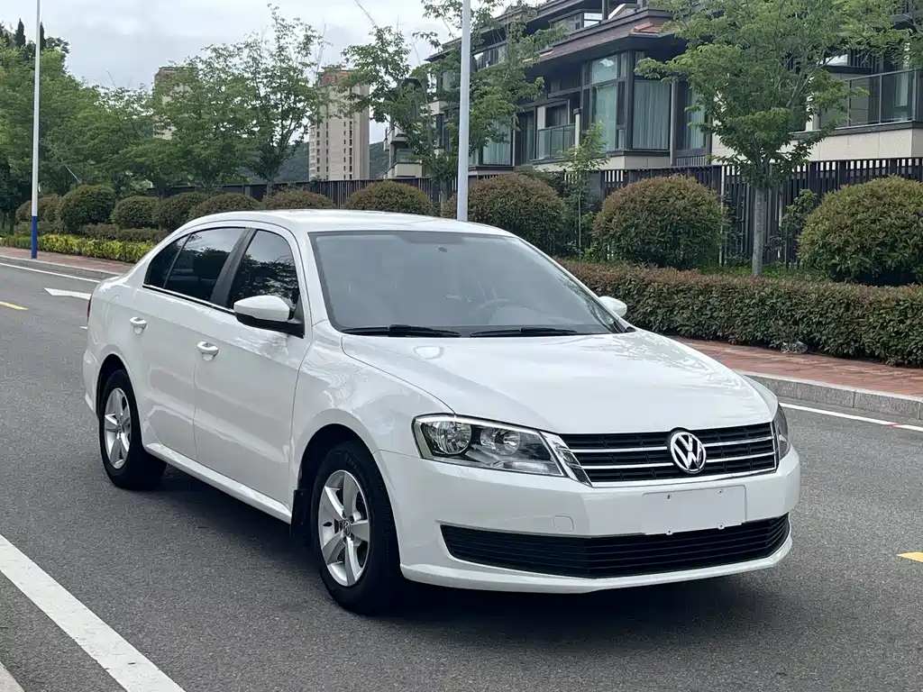 Volkswagen Lavida 2018 — фото 2
