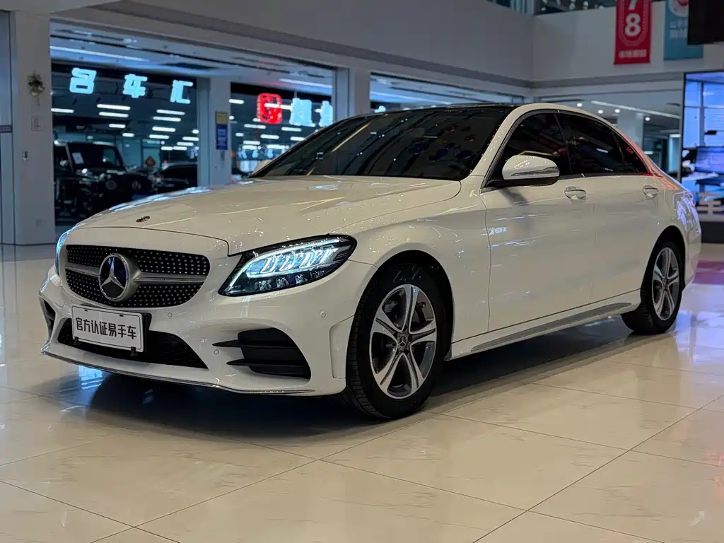 Mercedes-Benz C-Class 2020