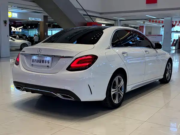 Mercedes-Benz C-Class 2020