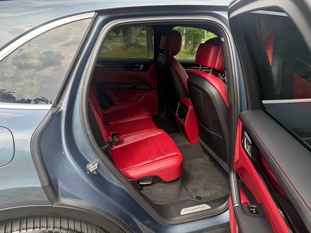 Porsche Cayenne 2019 — фото 14