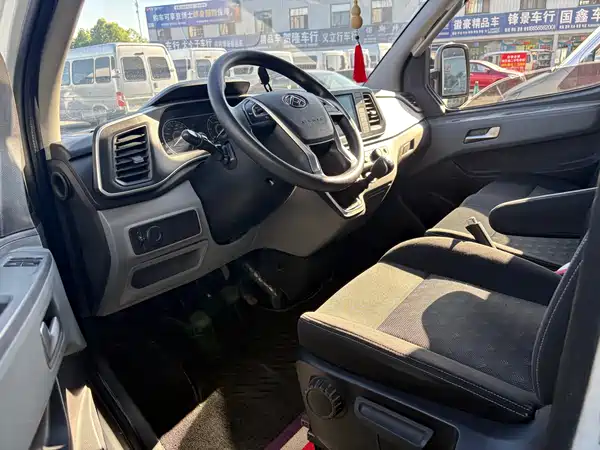 Maxus V80 2023