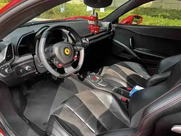 Ferrari 458 2012