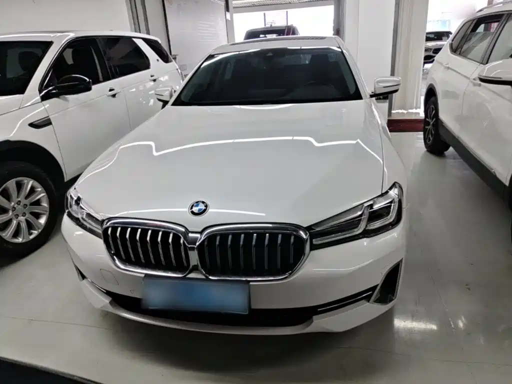 BMW 5 Series 2023