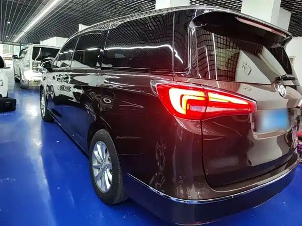 Buick GL8 2018