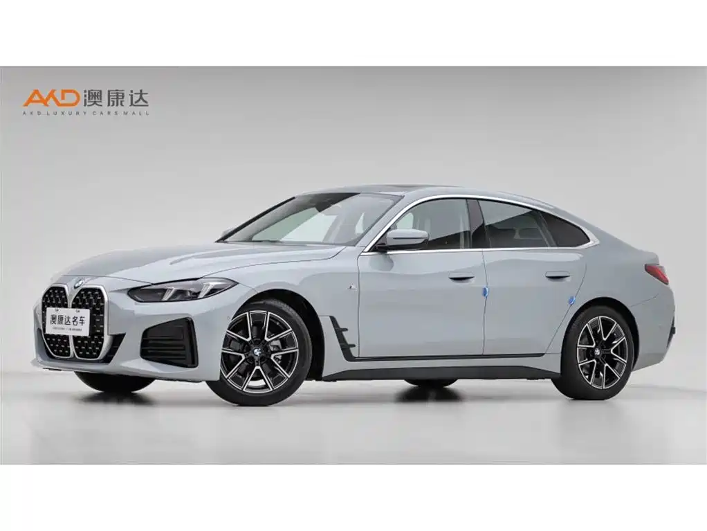 BMW 4 Series 2025 — фото 1