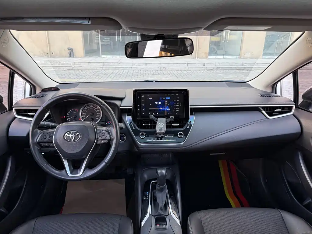Toyota Corolla 2020 — фото 17
