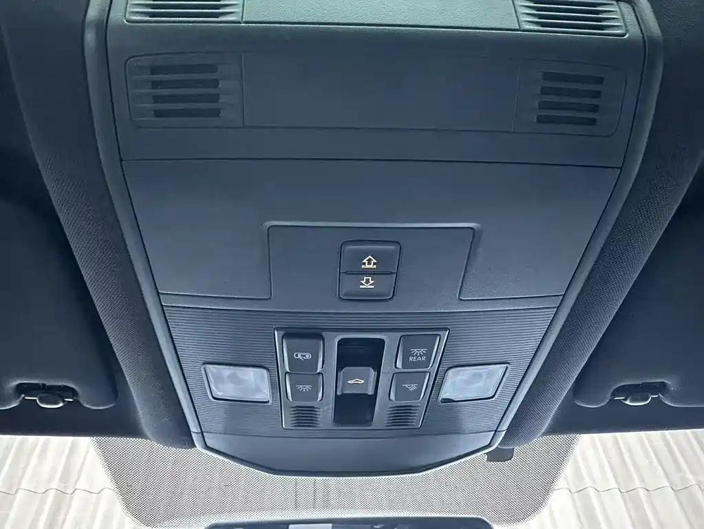 Volkswagen T-Roc 2022 — фото 17