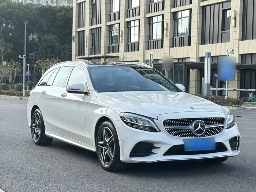 Mercedes-Benz C-Class 2019 — фото 23