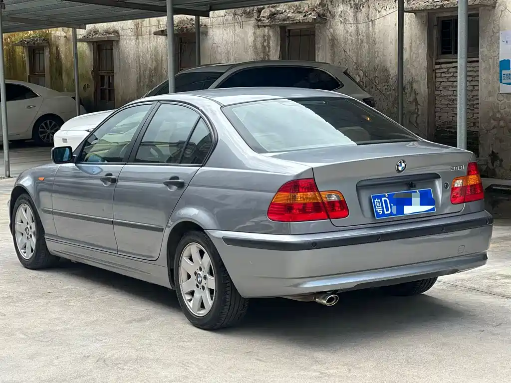 BMW 3 Series 2005 — фото 8
