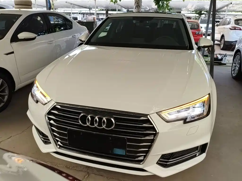 Audi A4L 2020