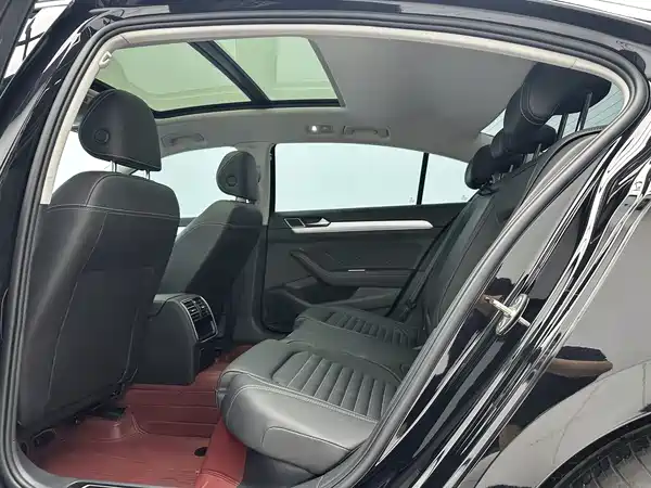 Volkswagen Magotan 2024