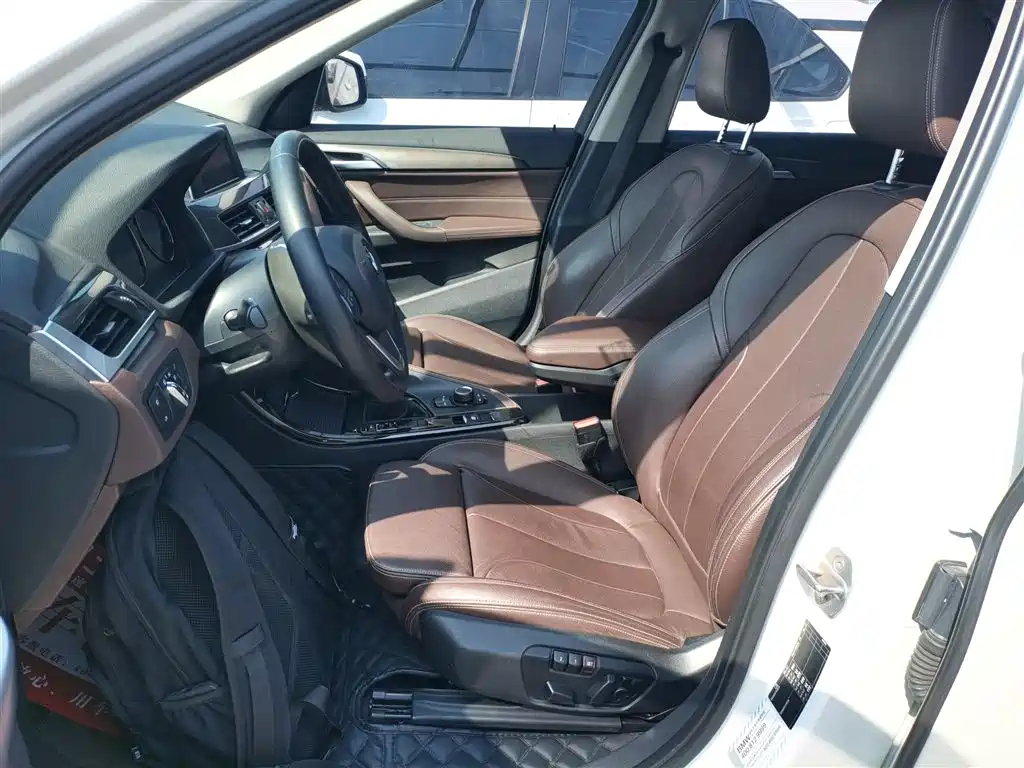 BMW X1 2018 — фото 15