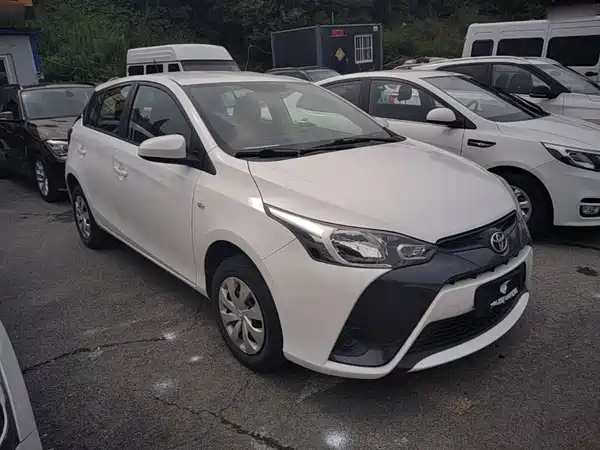 Toyota Yaris L 2017