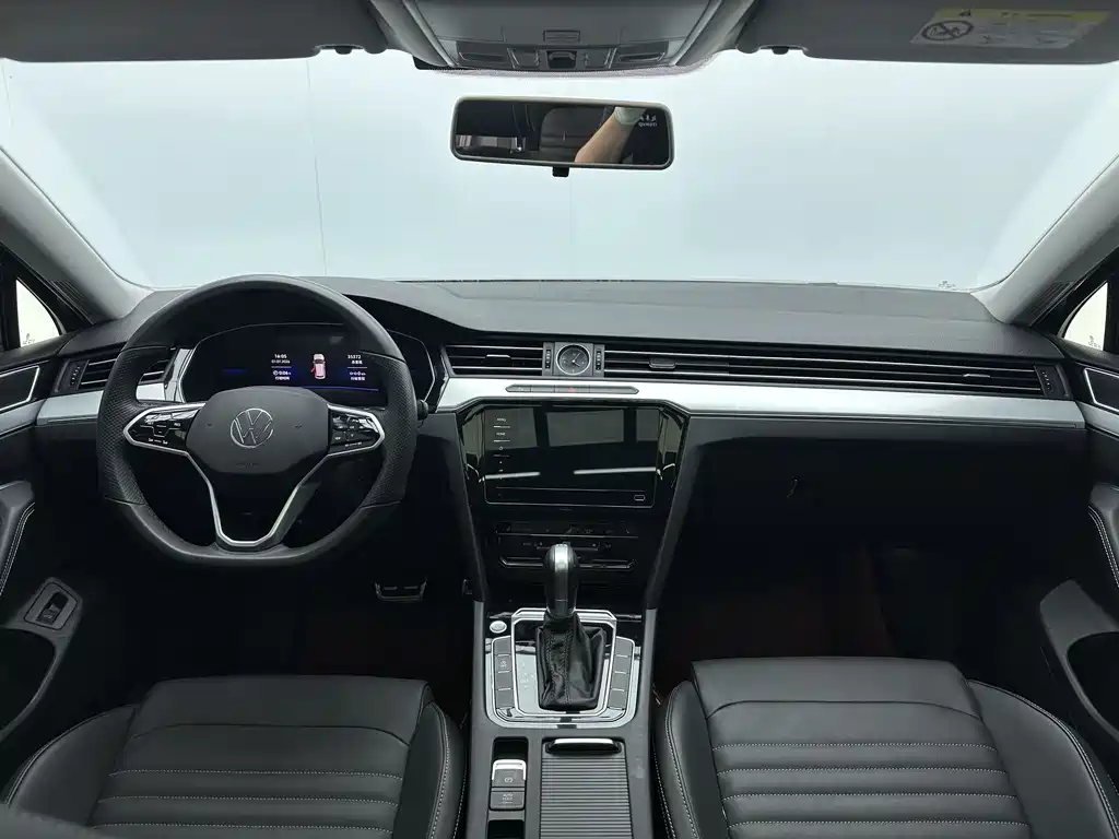Volkswagen Magotan 2024