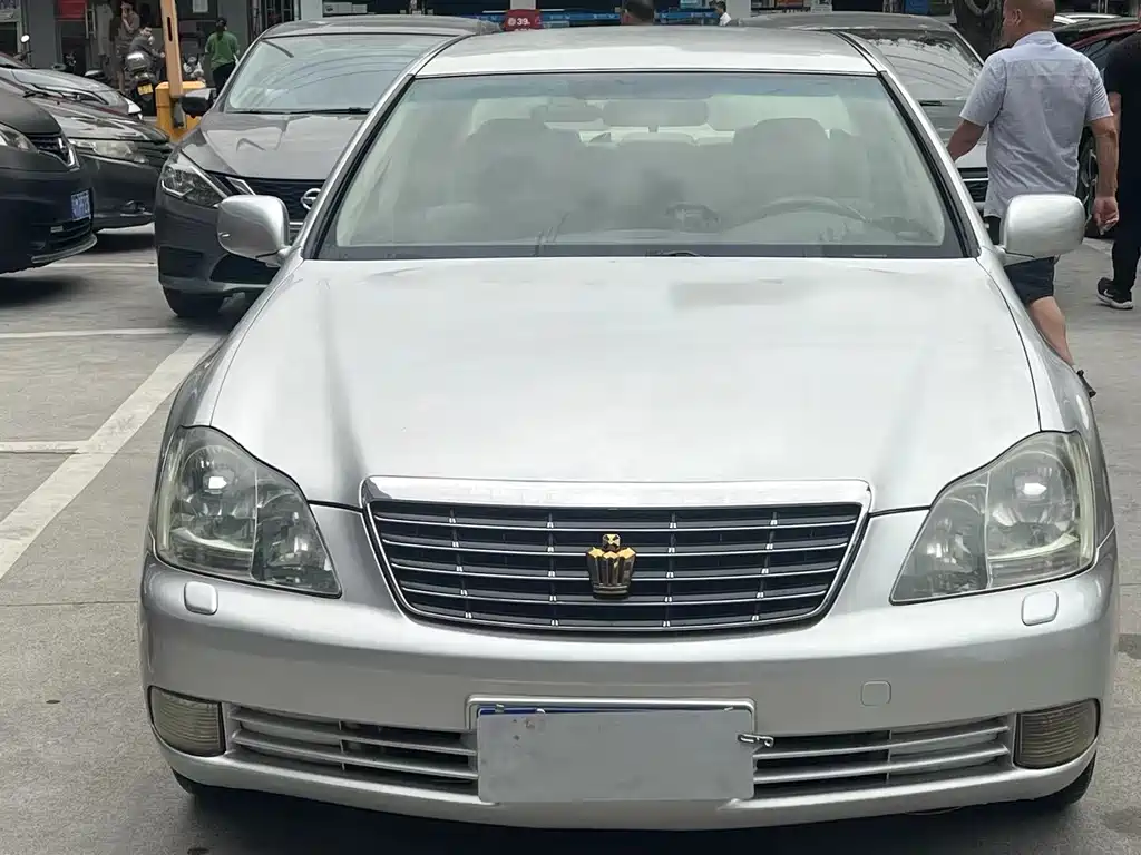 Toyota Crown 2006 — фото 2