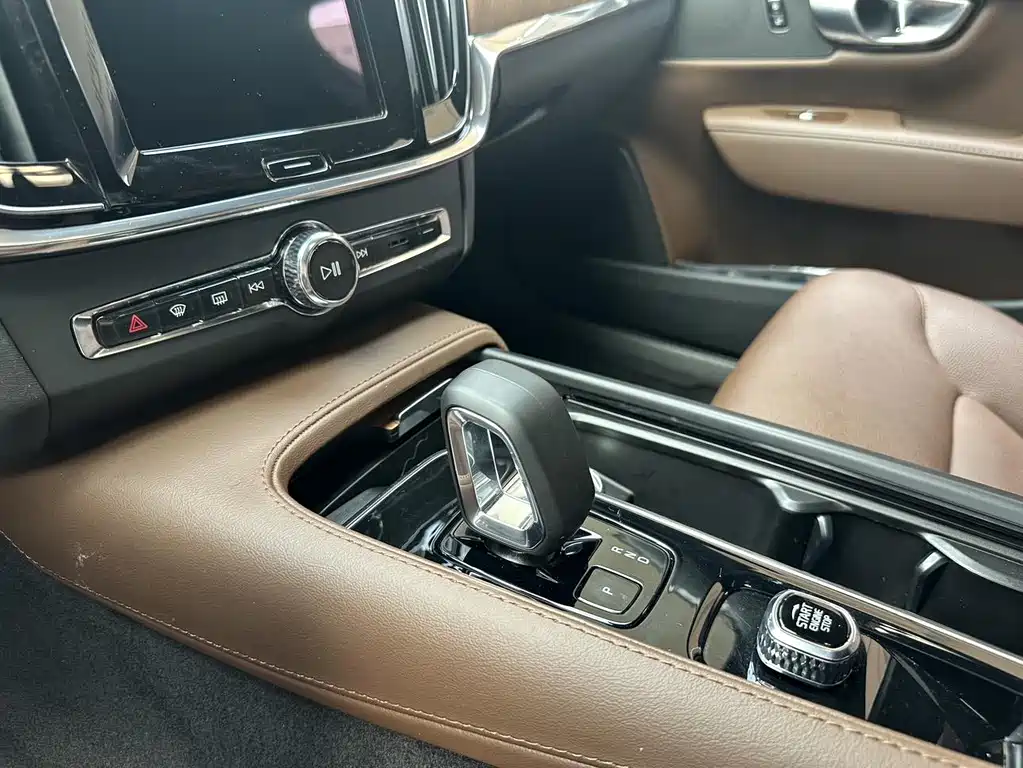Volvo S90 2024 — фото 10