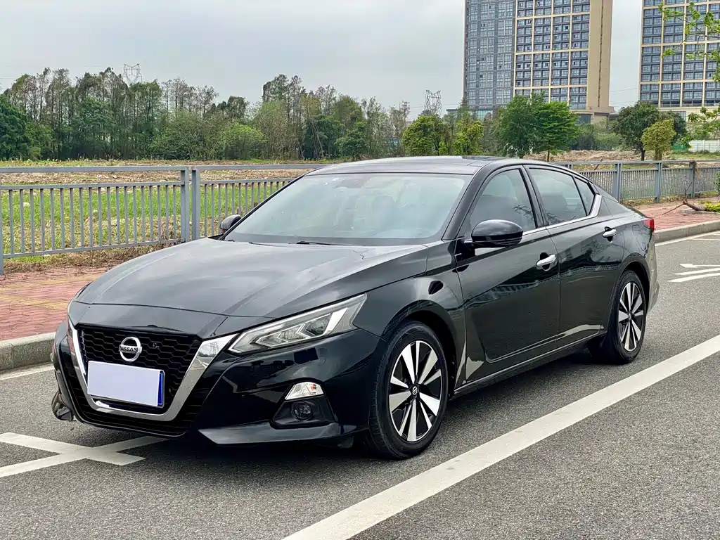 Nissan Teana 2021