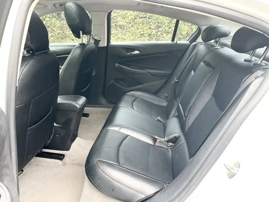 Chevrolet Cruze 2015 — фото 25