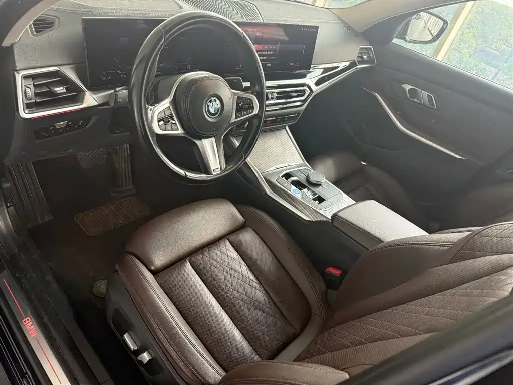 BMW i3 2022 — фото 9