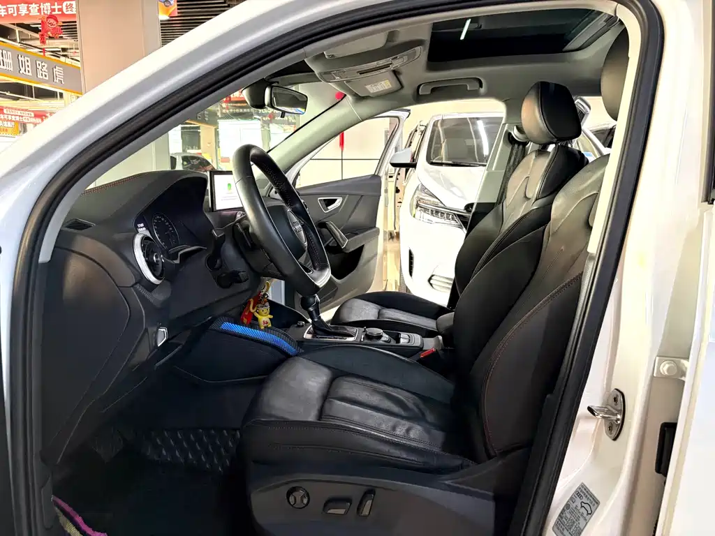 Audi Q2L 2022