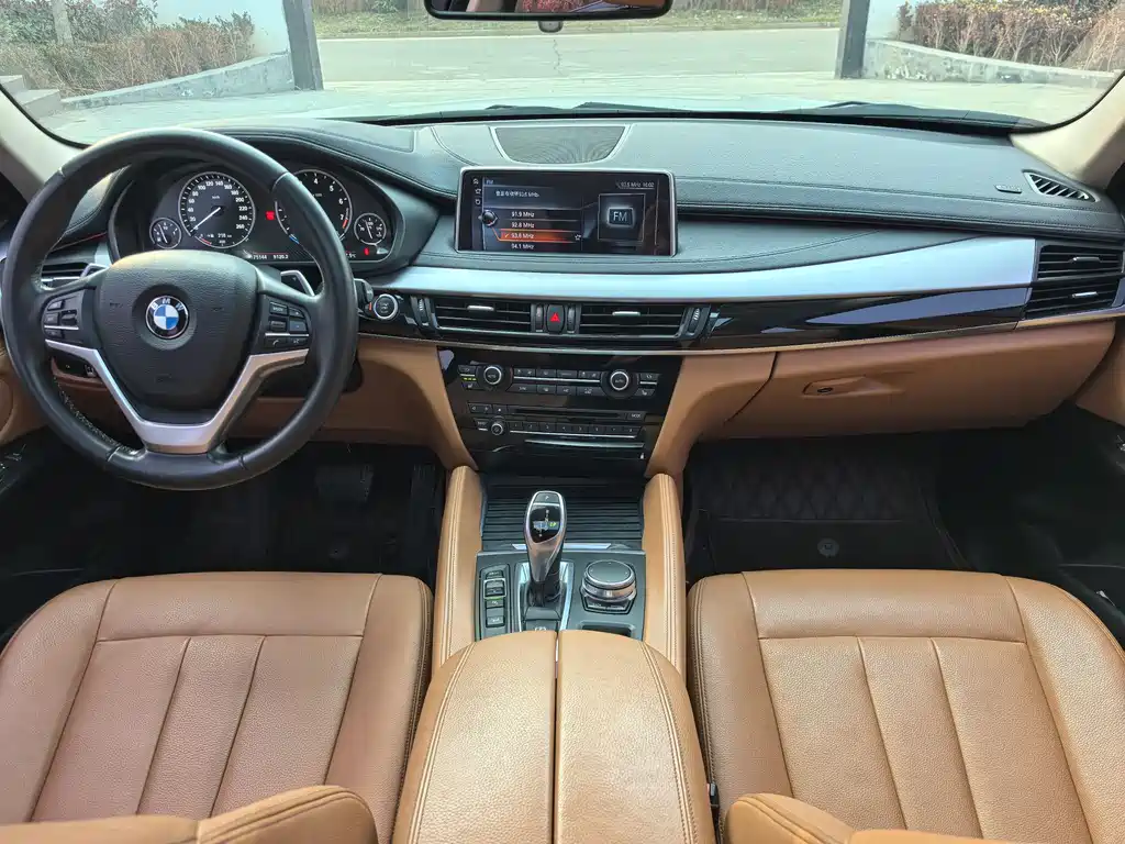BMW X6 2018 — фото 10