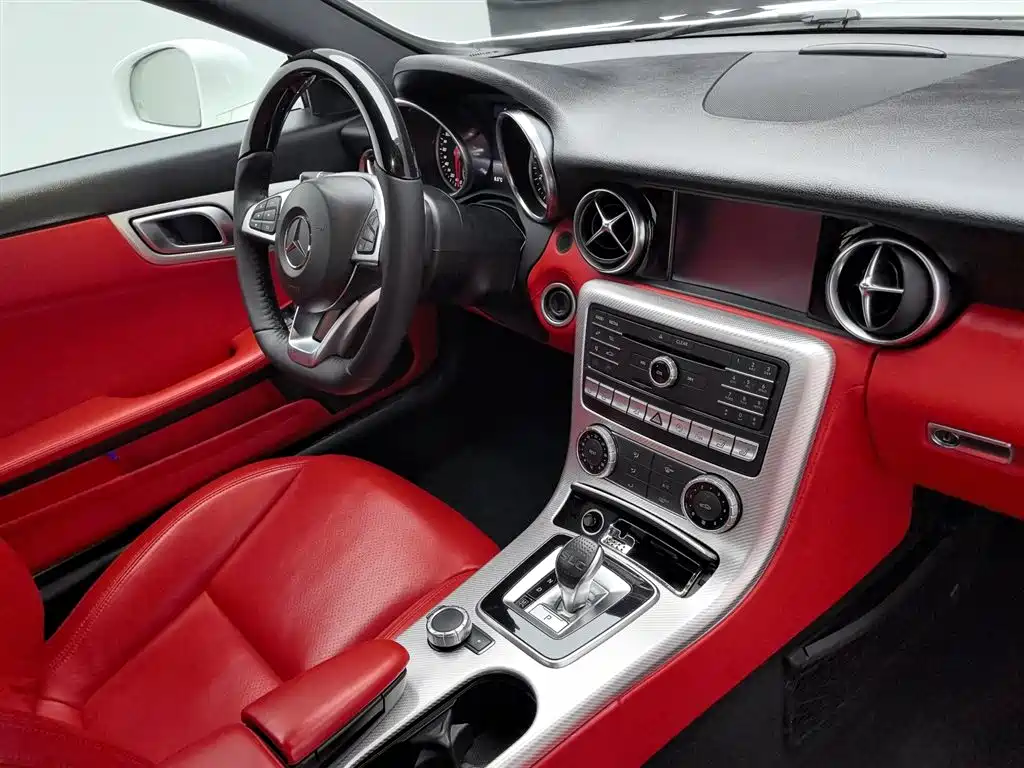 Mercedes-Benz SLC 2017 — фото 22