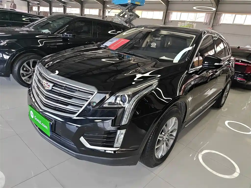 Cadillac XT5 2017 — фото 2
