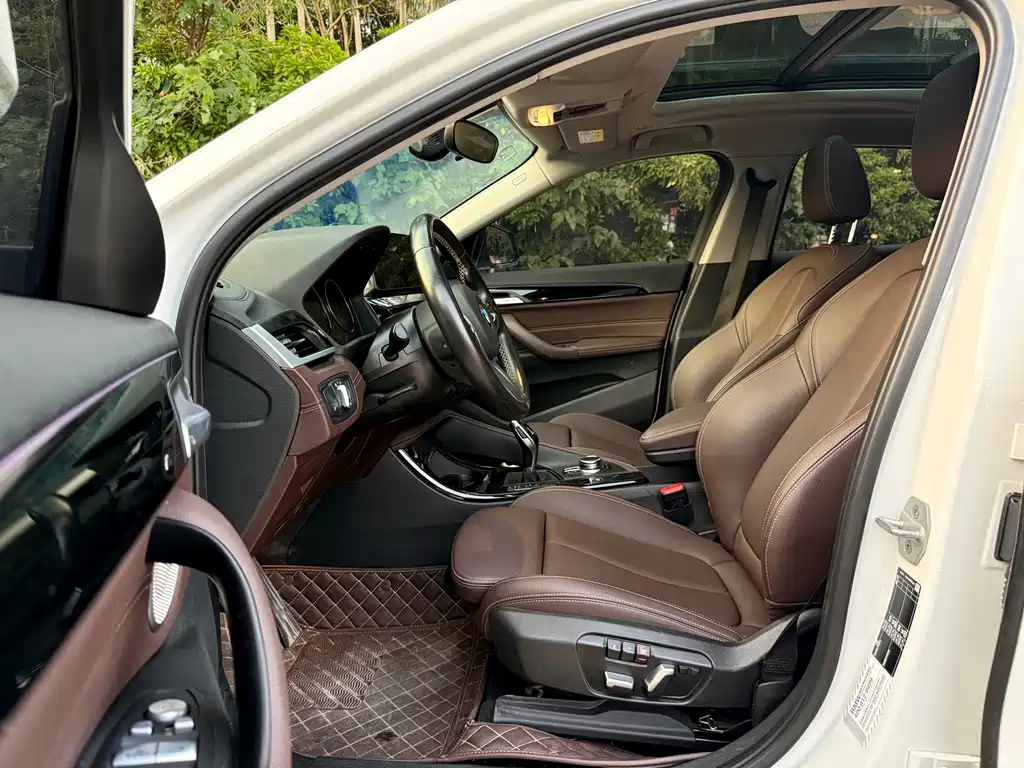 BMW X2 2023 — фото 13
