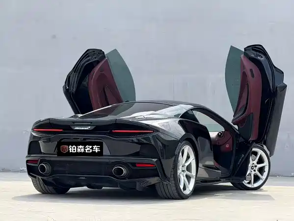 McLaren GT 2022