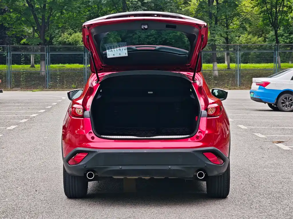Mazda CX-4 2016 — фото 12
