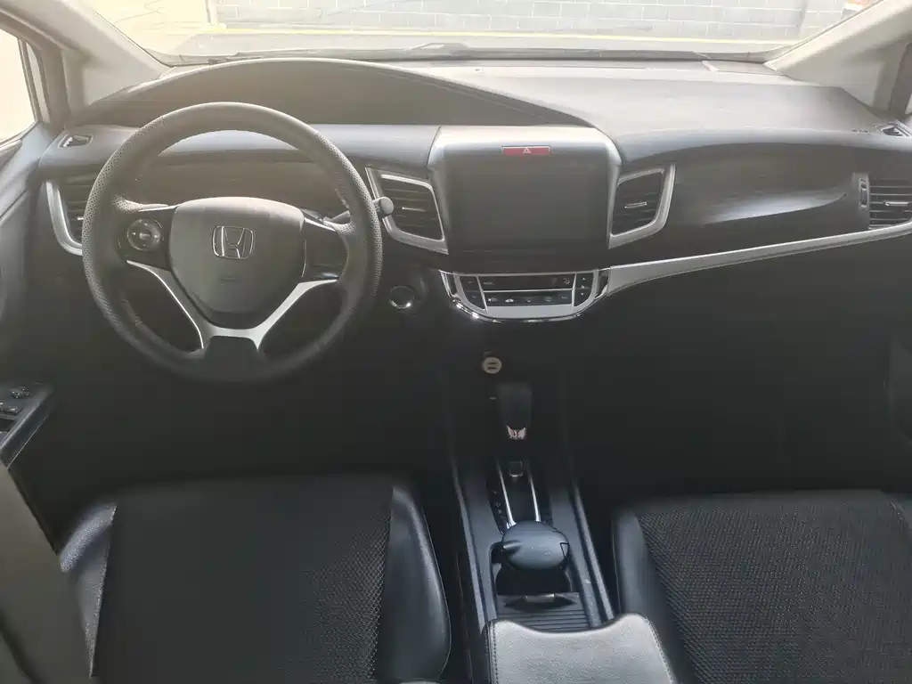Honda Jade 2019 — фото 7