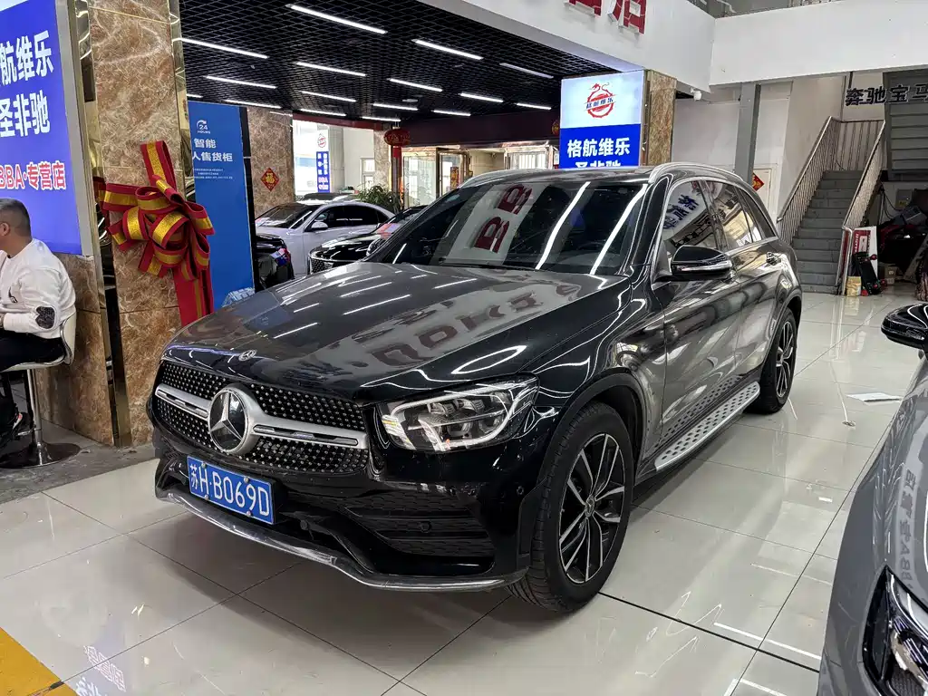 Mercedes-Benz GLC 2020 — фото 1