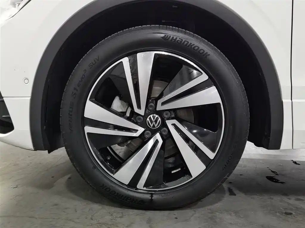Volkswagen Tiguan X 2021 — фото 17