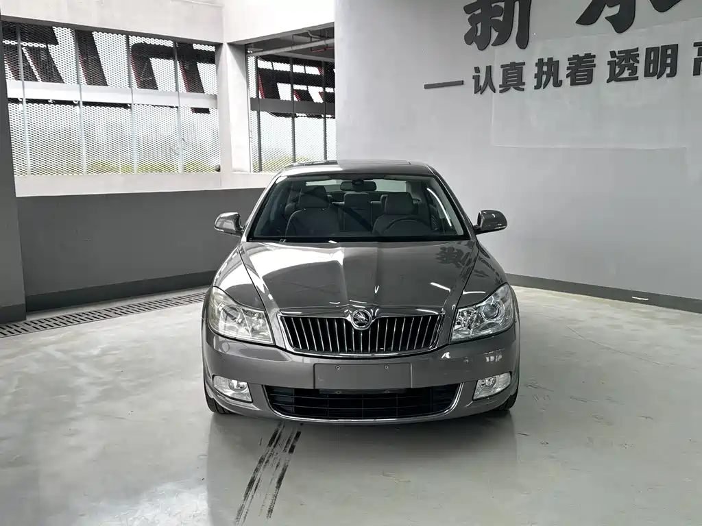Skoda Octavia 2014 — фото 3