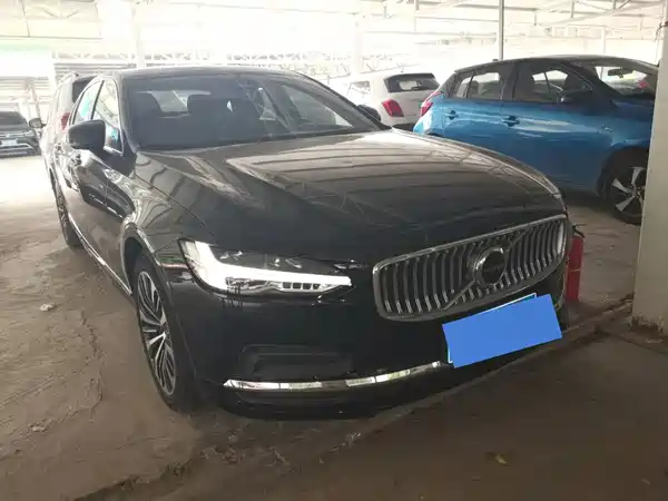 Volvo S90 2024