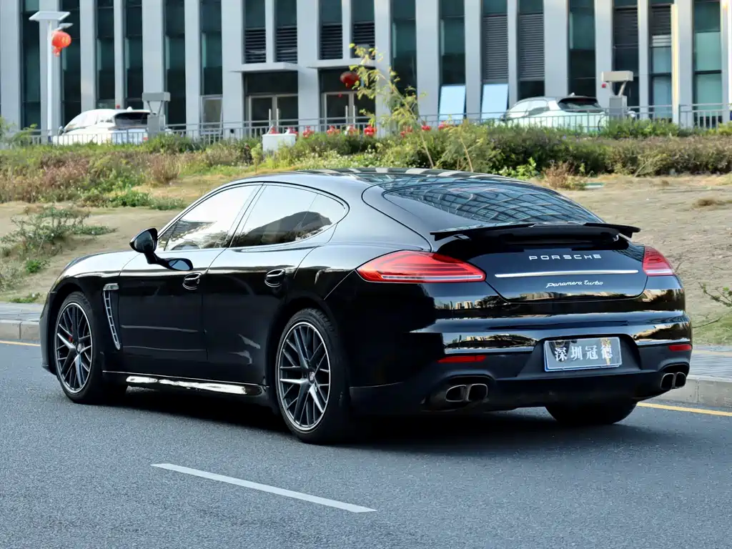 Porsche Panamera 2010 — фото 5