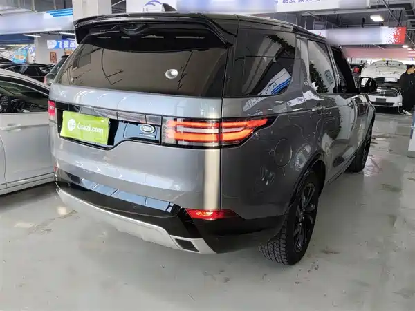 Land Rover Discovery 2020