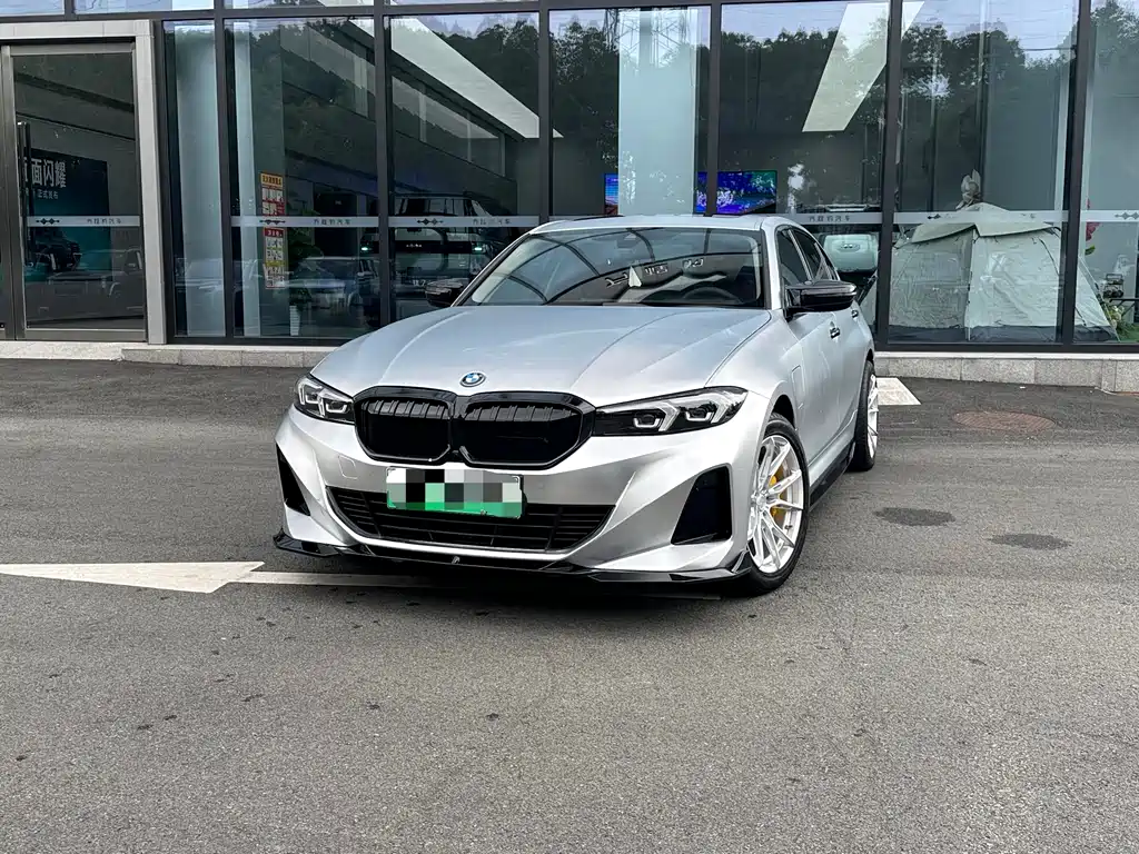 BMW i3 2023