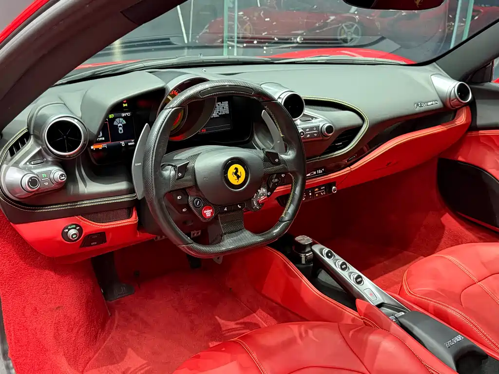 Ferrari F8 2022 — фото 10