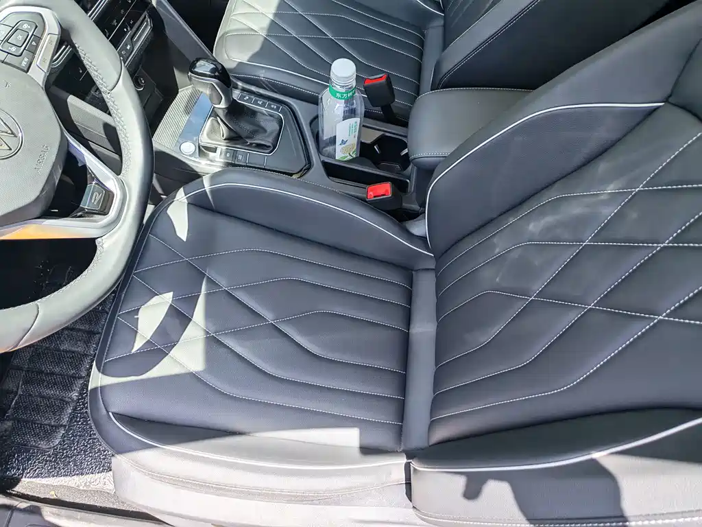 Volkswagen Tiguan L 2025