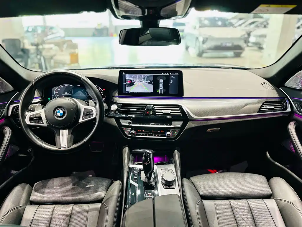 BMW 5 Series 2021