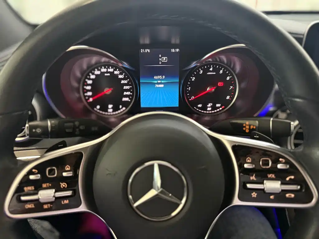 Mercedes-Benz GLC 2020 — фото 17
