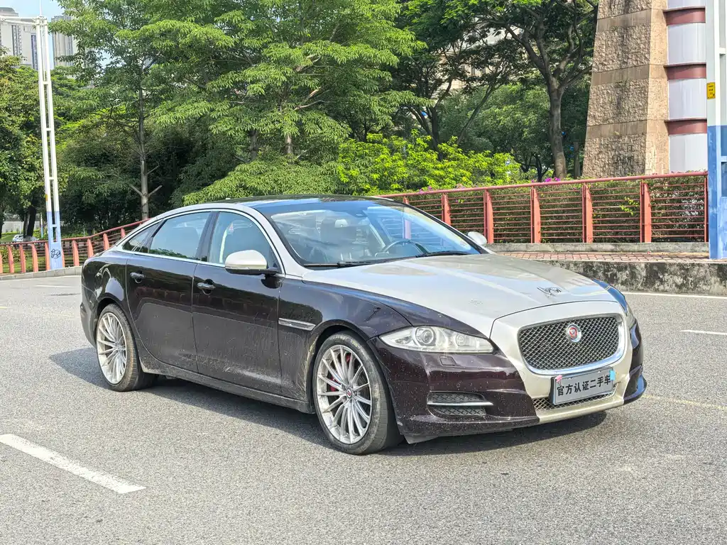 Jaguar XJ 2014 — фото 3