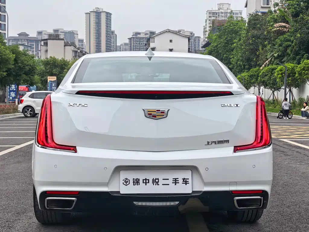 Cadillac XTS 2018 — фото 9