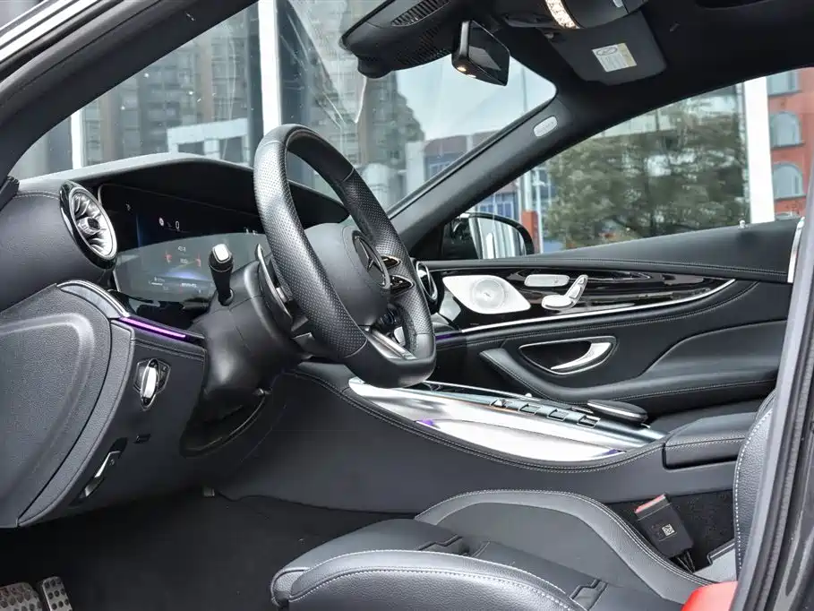Mercedes-Benz AMG GT 2025