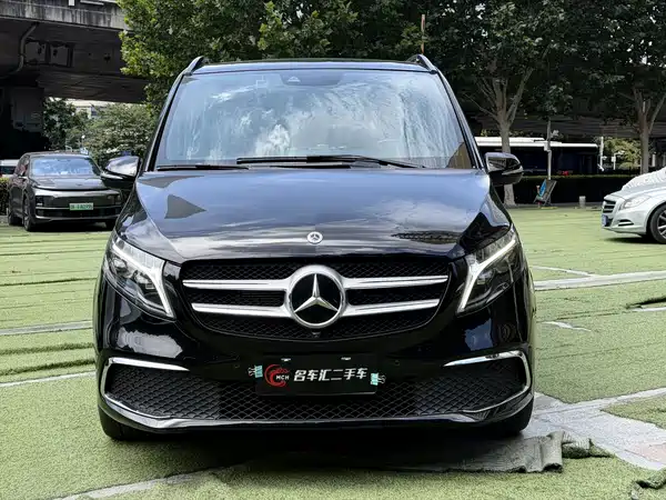 Mercedes-Benz V-Class 2023
