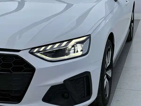 Audi A4L 2022