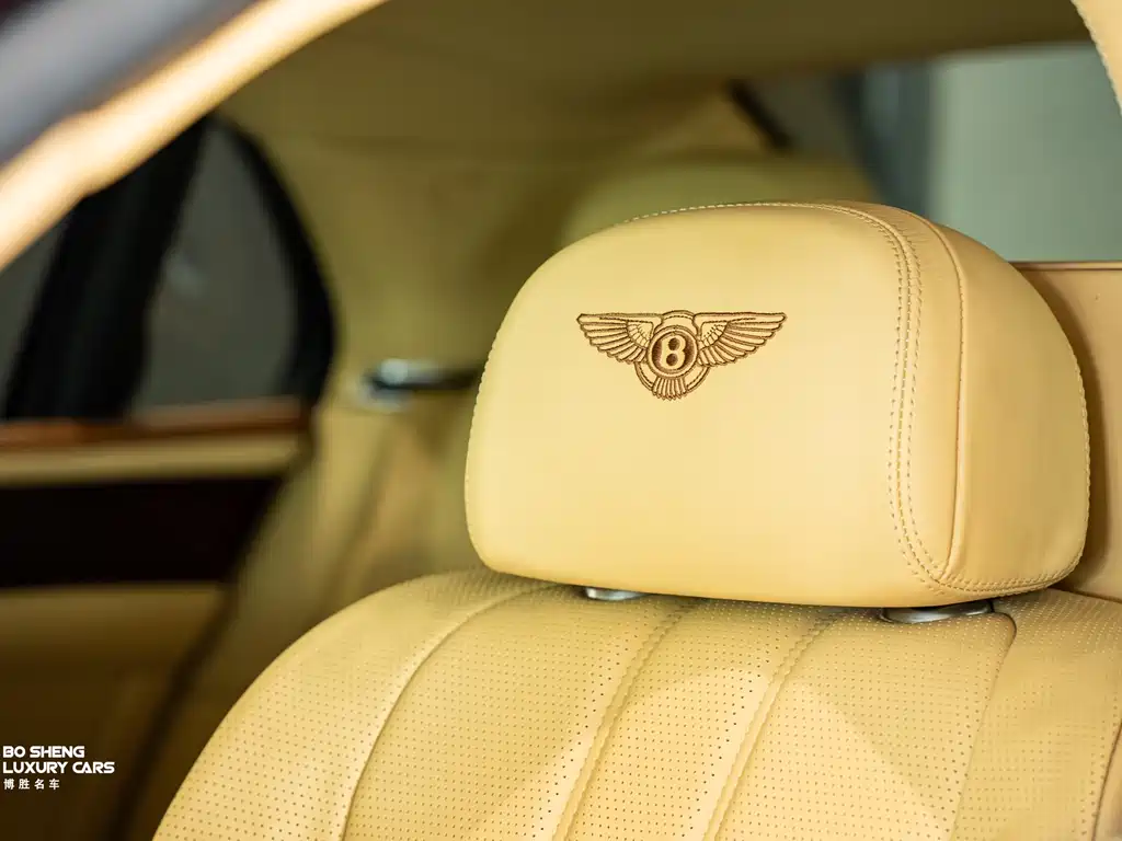Bentley Flying Spur 2016 — фото 12