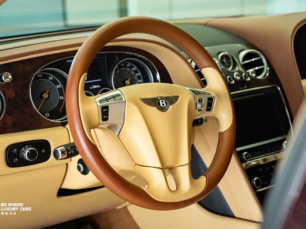 Bentley Flying Spur 2016 — фото 9